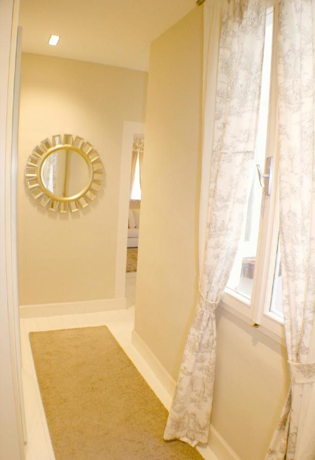 White Florence Suite Exterior photo